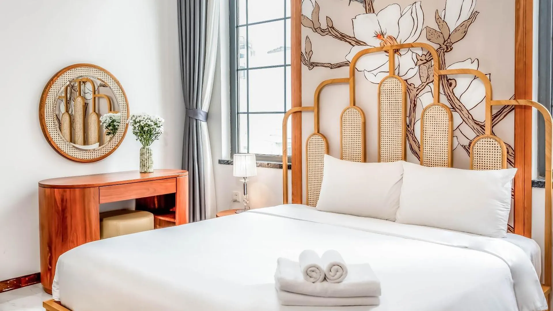 Free Airport - Misaki Hotel By Sazi Ho Chi Minh City
