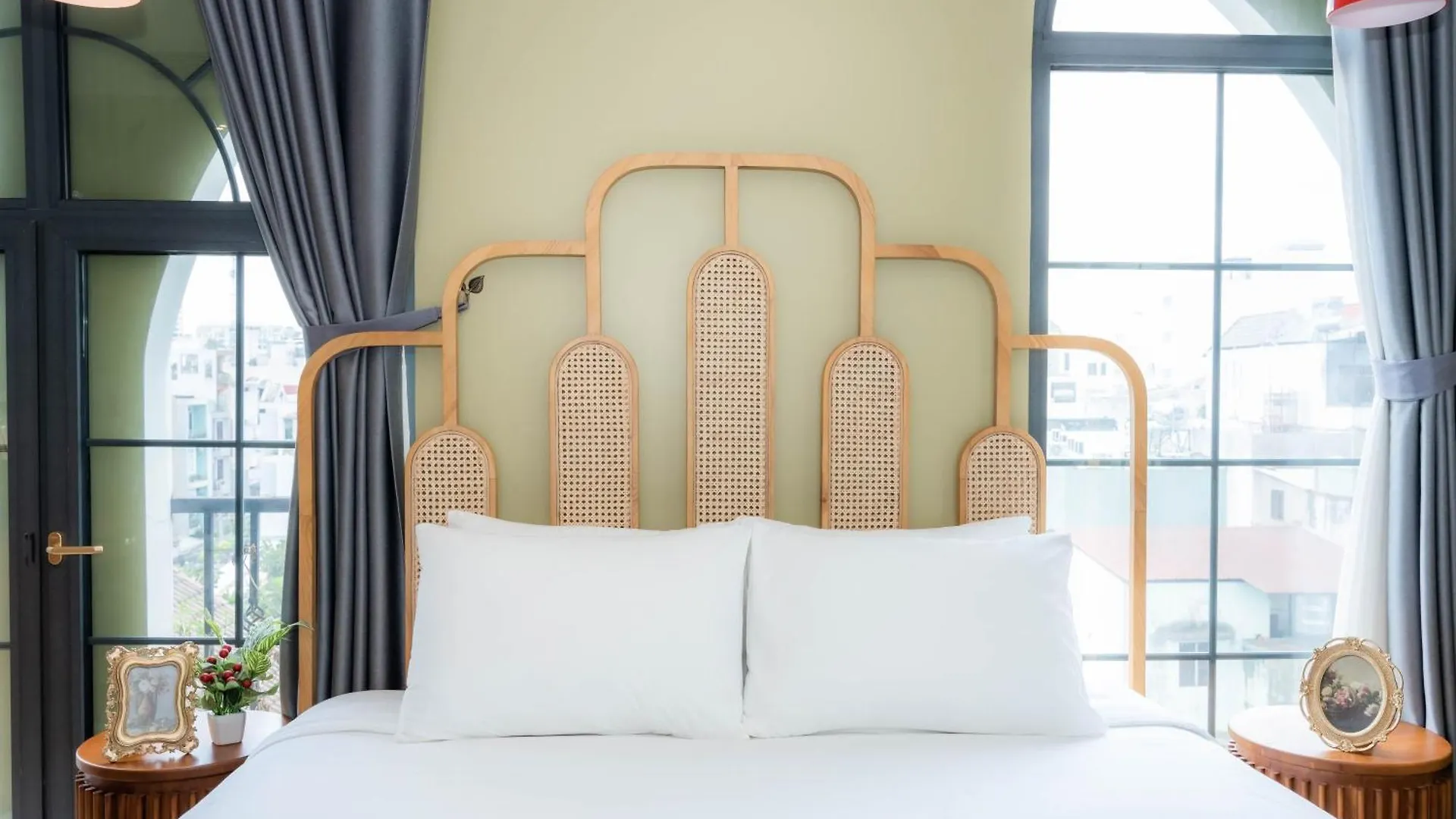 Free Airport - Misaki Hotel By Sazi Ho Chi Minh City