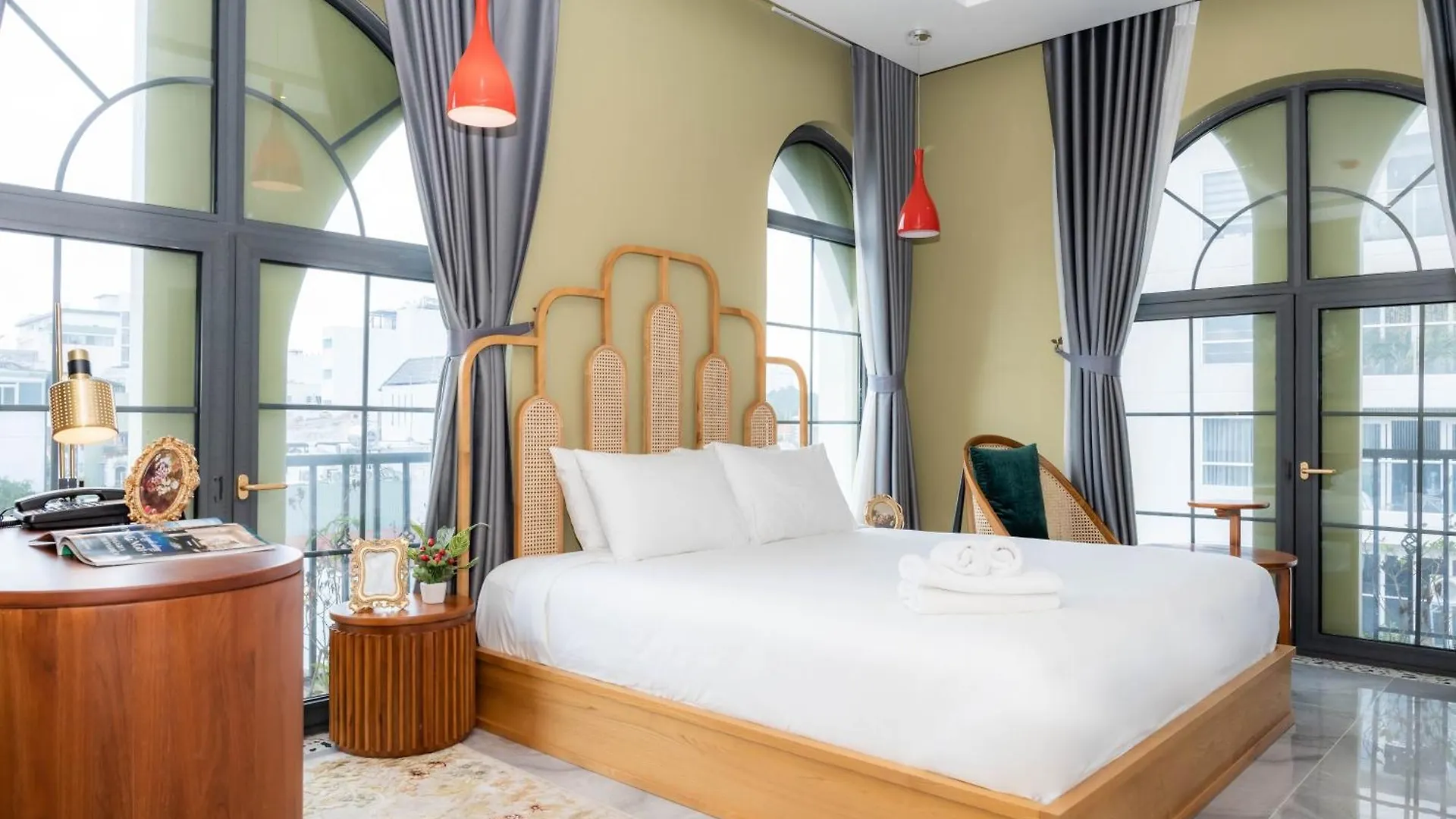 Free Airport - Misaki Hotel By Sazi Ho Chi Minh City