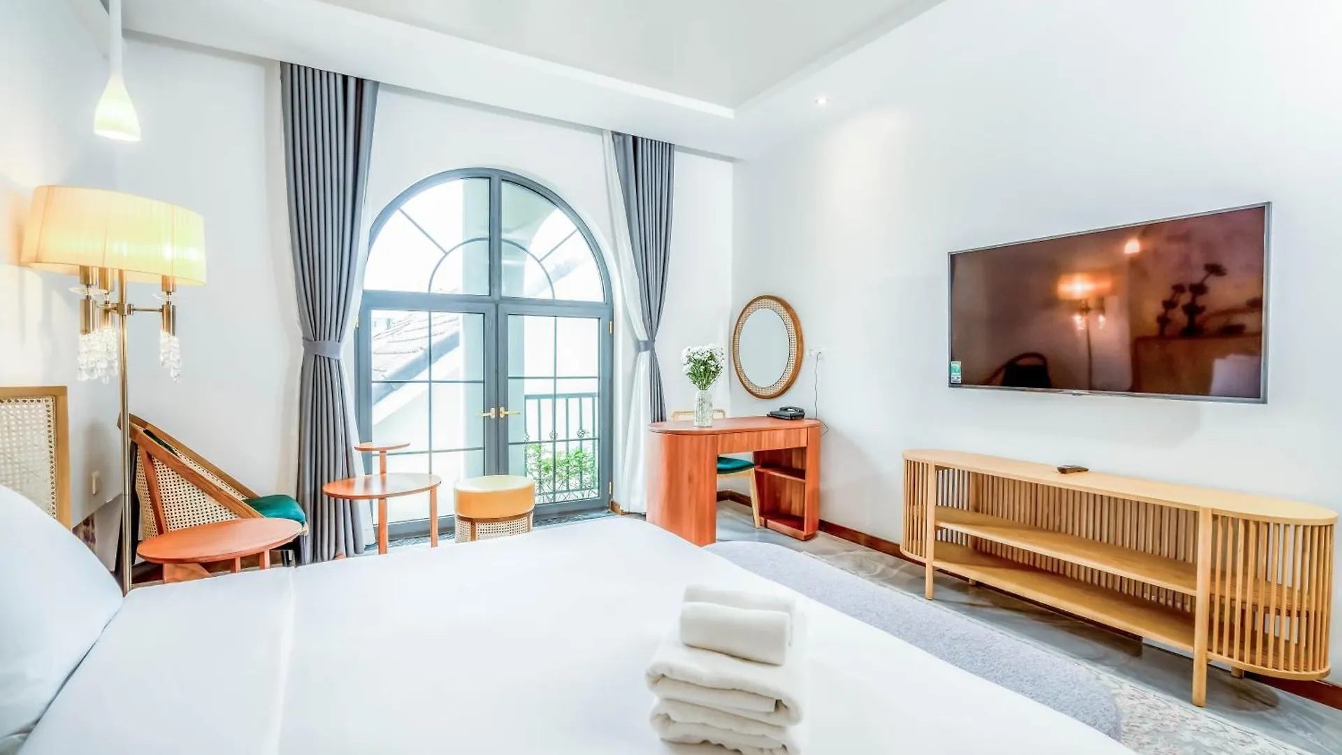 Free Airport - Misaki Hotel By Sazi Ho Chi Minh City 3*,  Vietnam